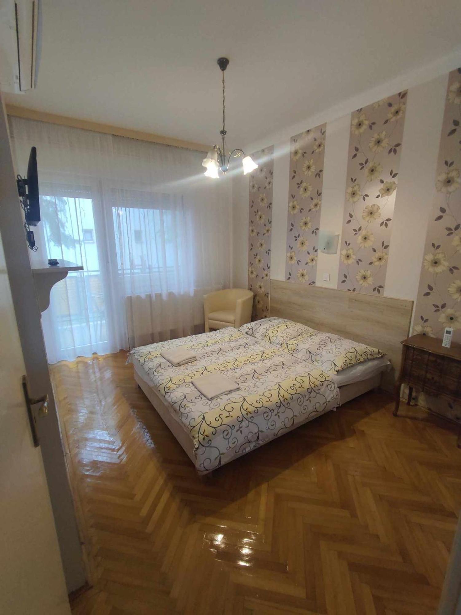 Ildiko Апартаменти